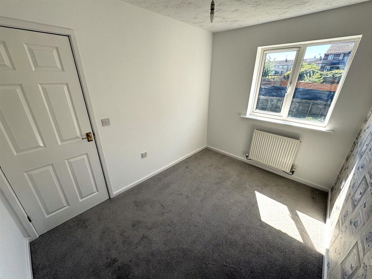 Lowry Close, Corby