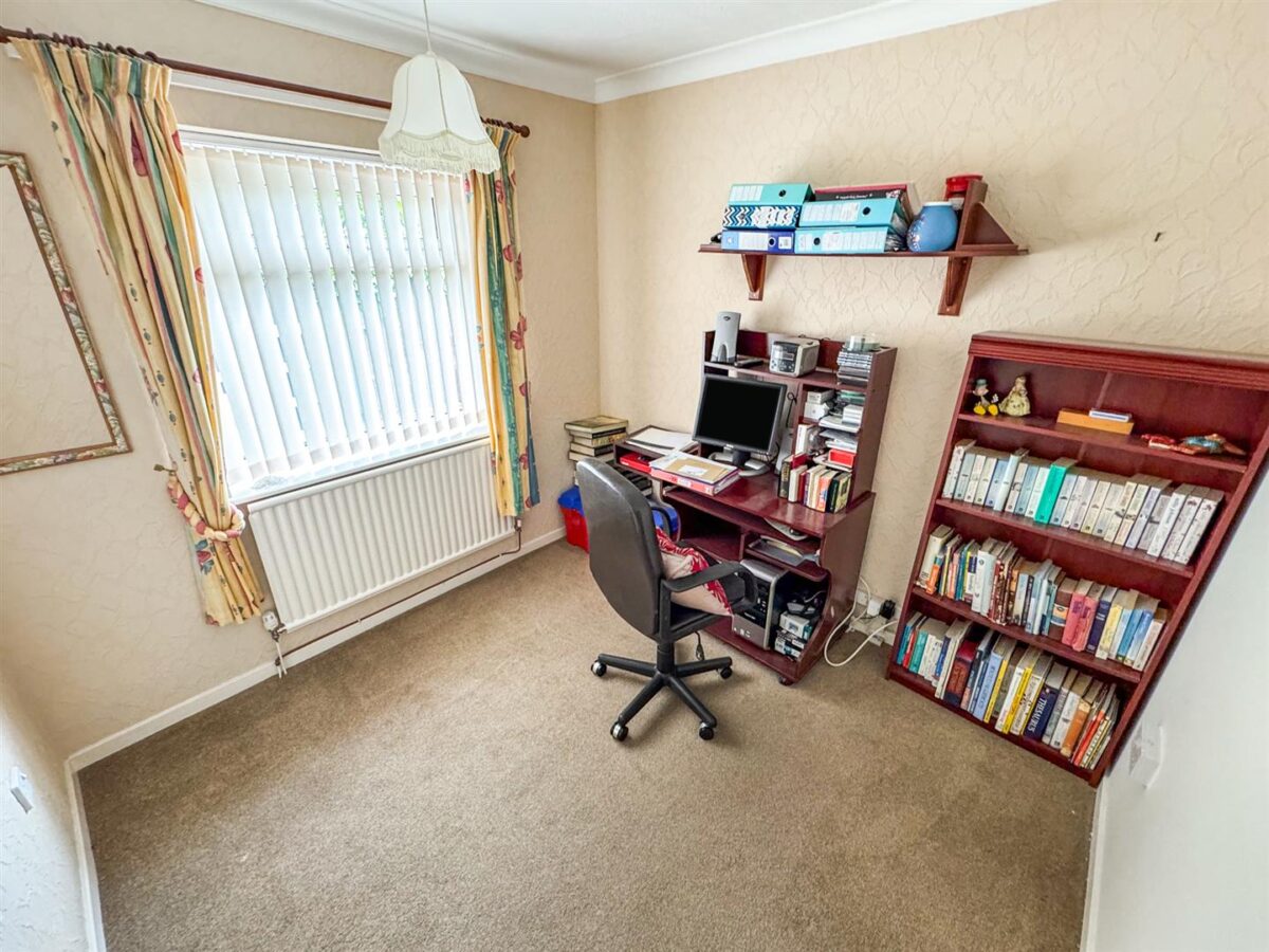 Denmark Close, Corby