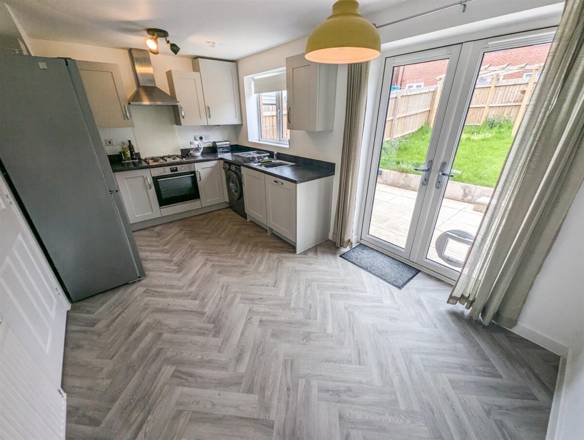 Menzel Road, Weldon, Corby