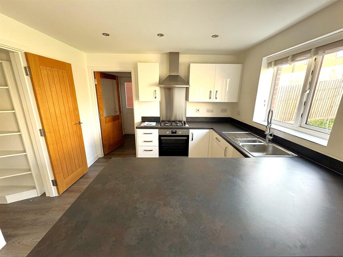 Kennard close, Corby