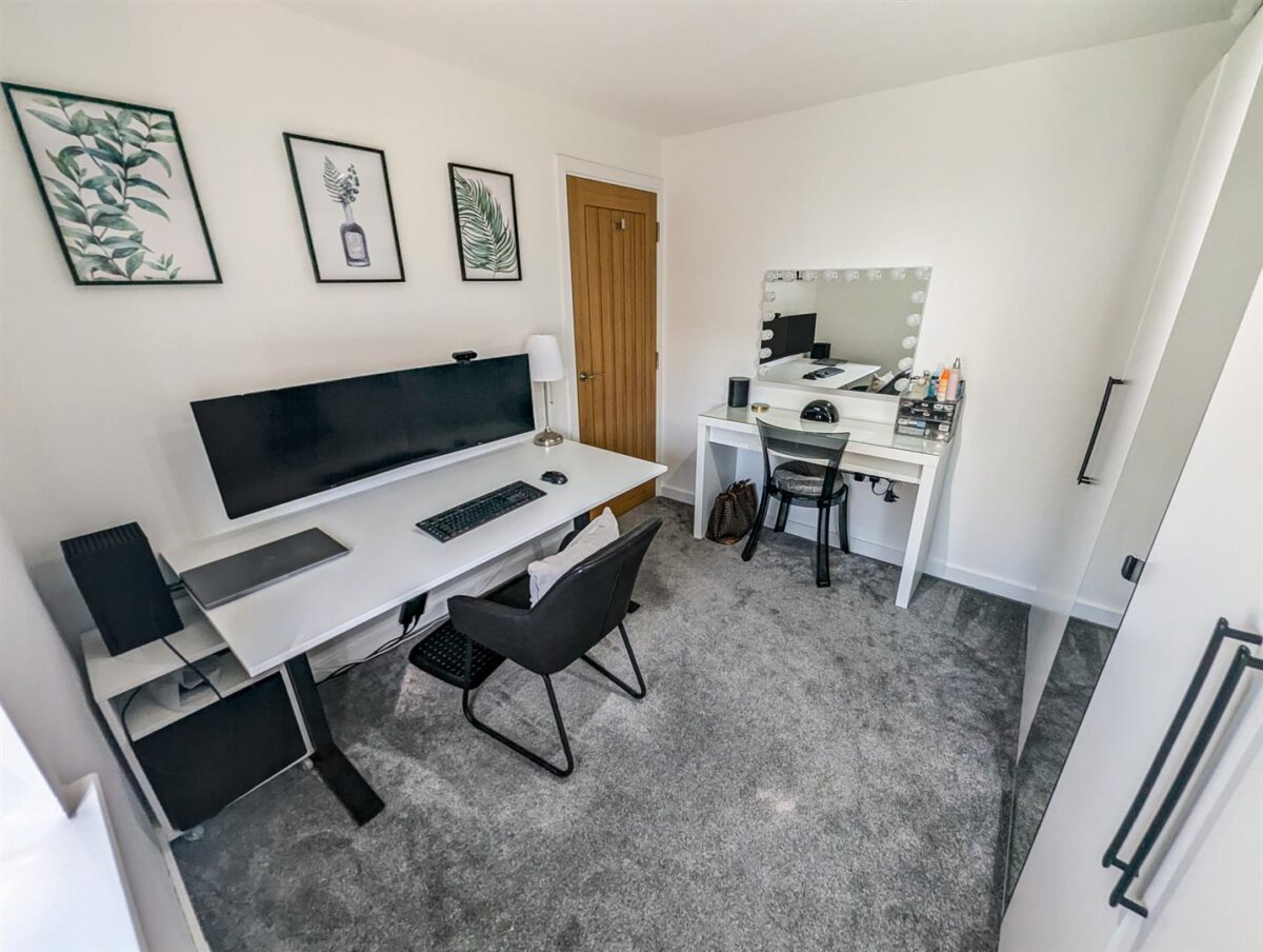 Kennard close, Corby