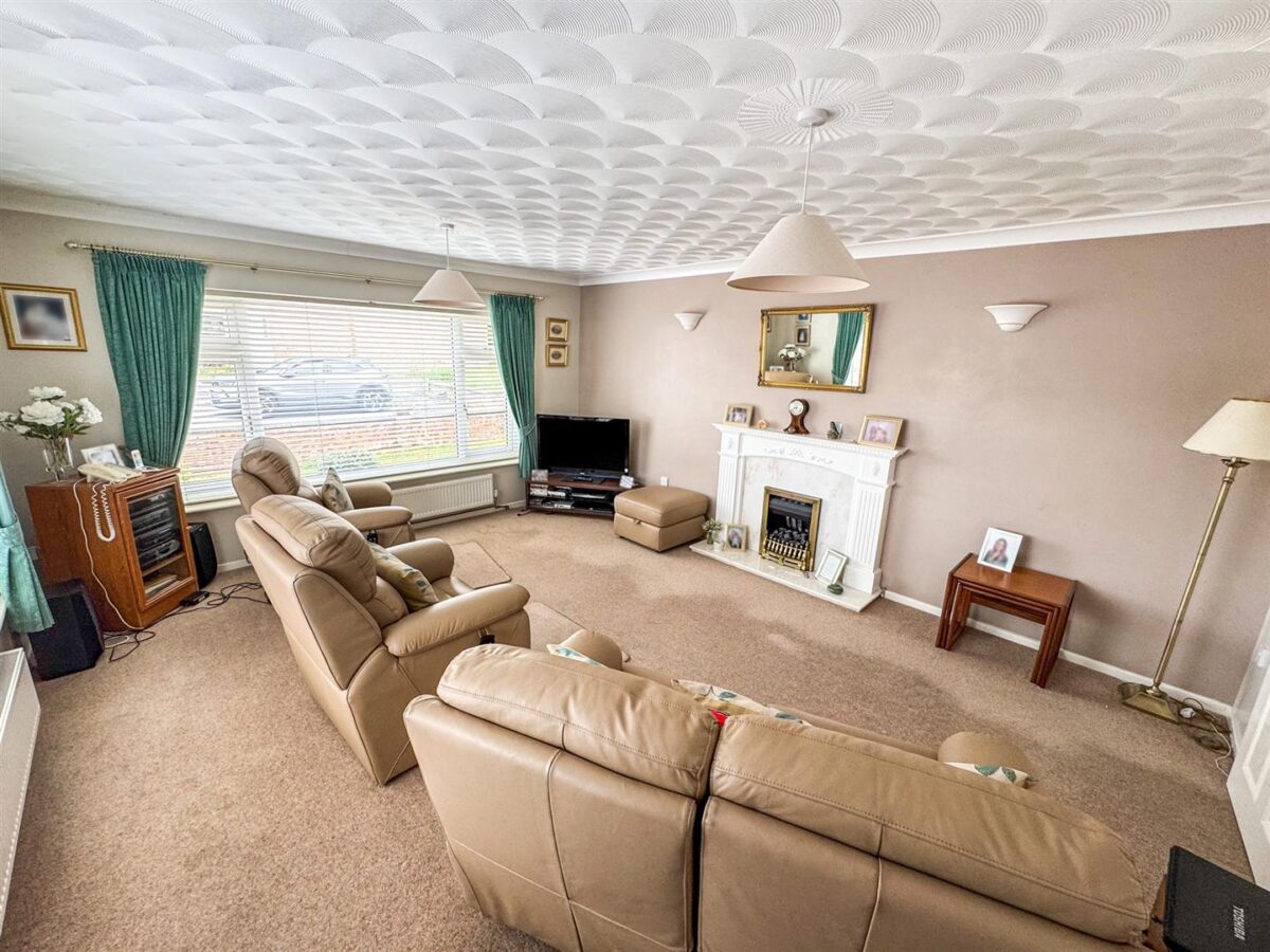 Denmark Close, Corby