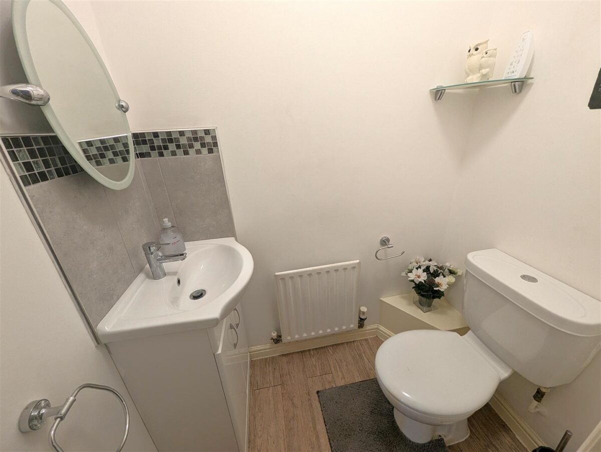 Wren Close, Corby
