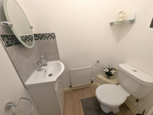 Wren Close, Corby