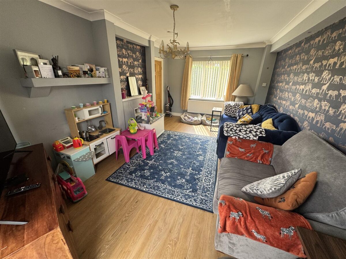 Stephenson Way, Corby