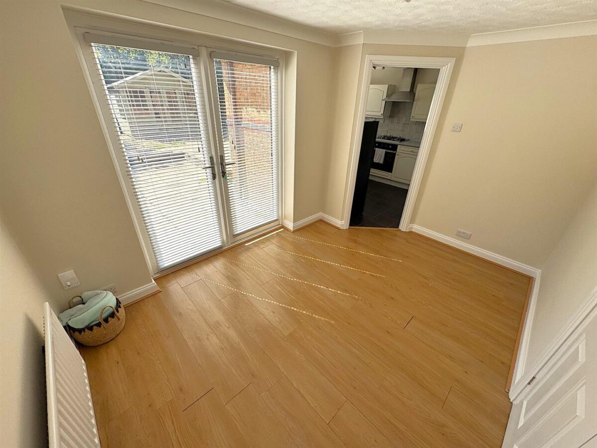 Sycamore Drive, Desborough, Kettering