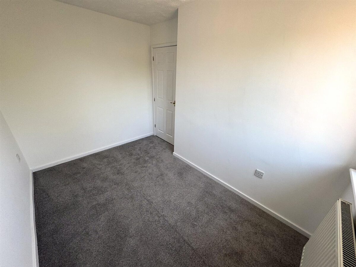 Lowry Close, Corby