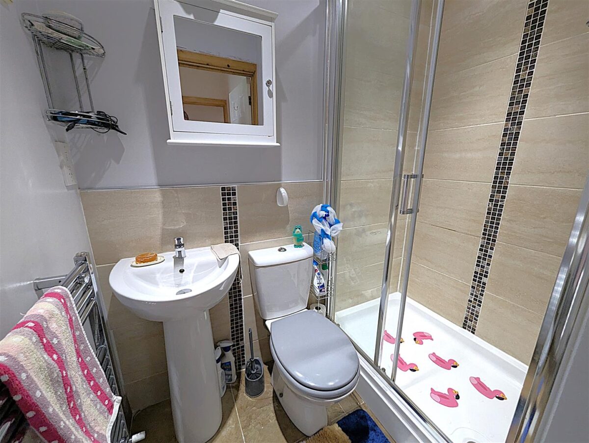 Springfield Grove, Corby