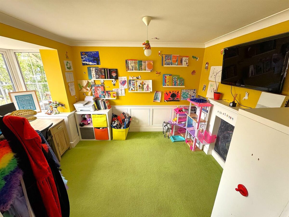 Keld Close, Corby