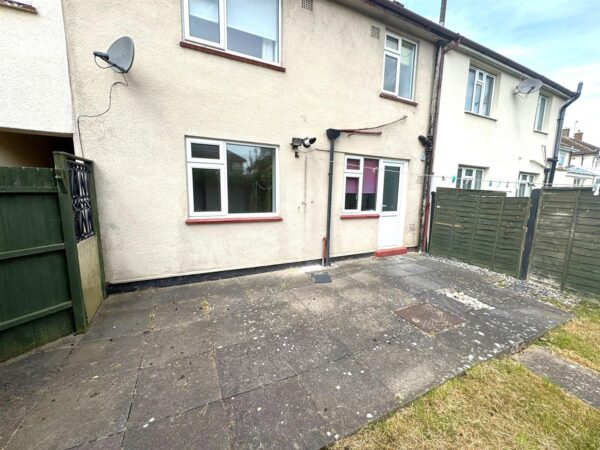 Dryden Way, Corby
