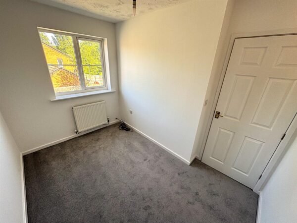 Lowry Close, Corby