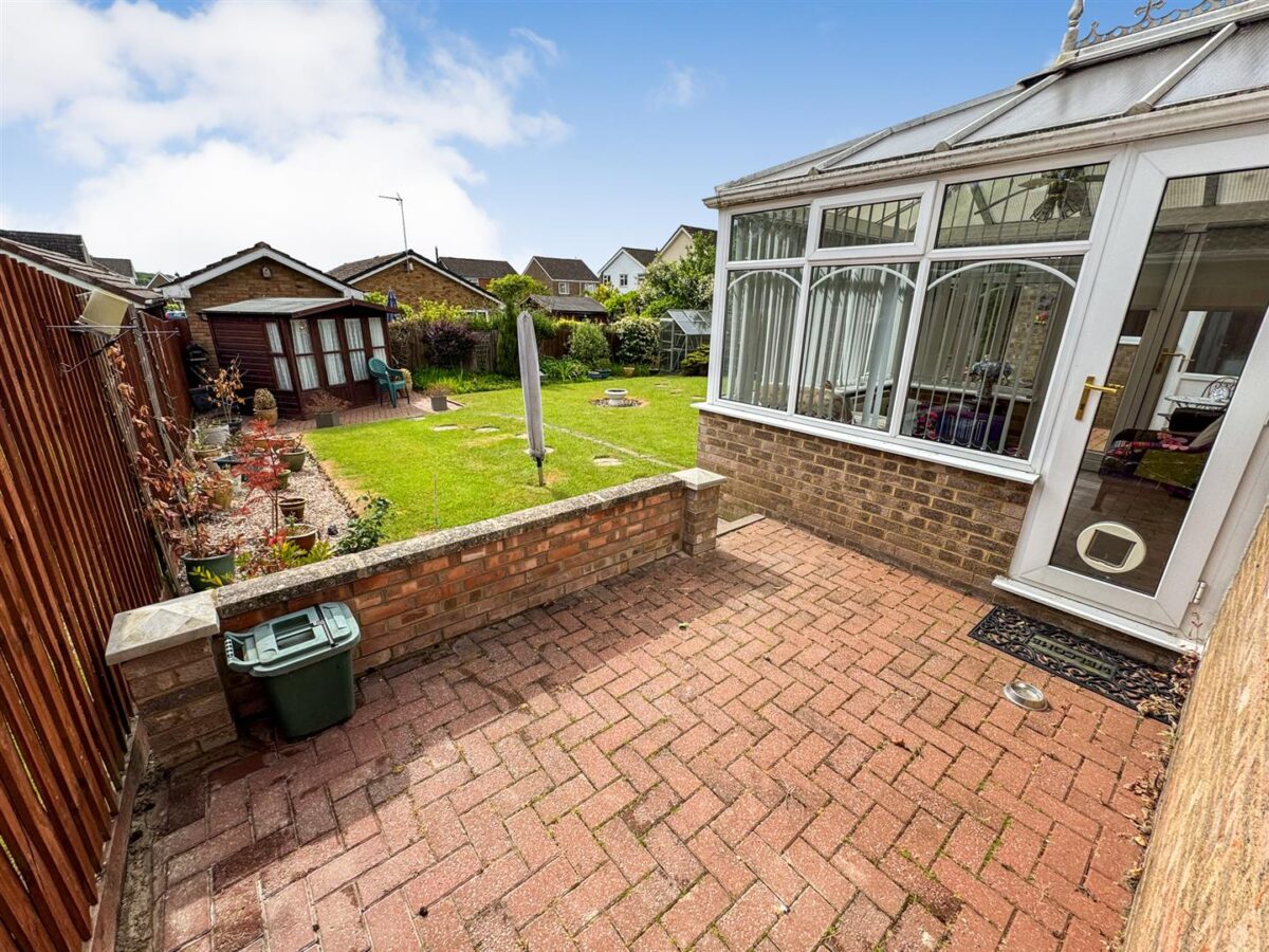 Denmark Close, Corby