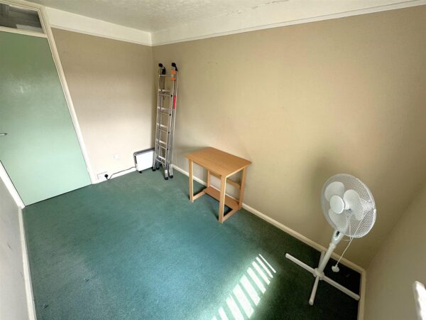 Caythorpe Square, Corby