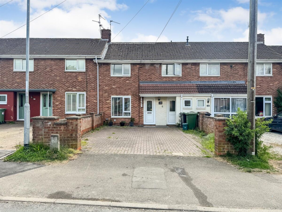 Kingsthorpe Avenue, Corby