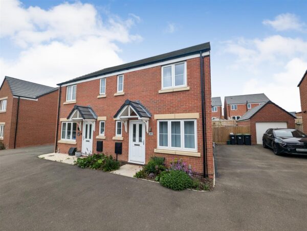 Menzel Road, Weldon, Corby