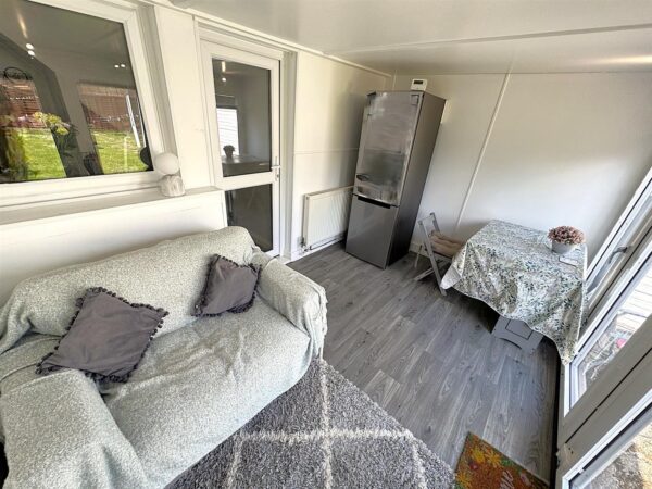 Westfields Road, Corby