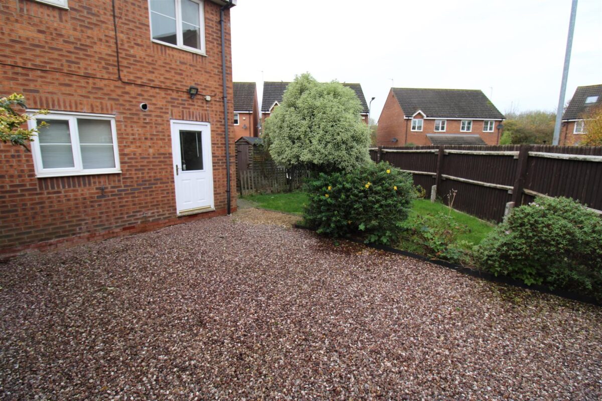 Barth Close, Great Oakley, Corby