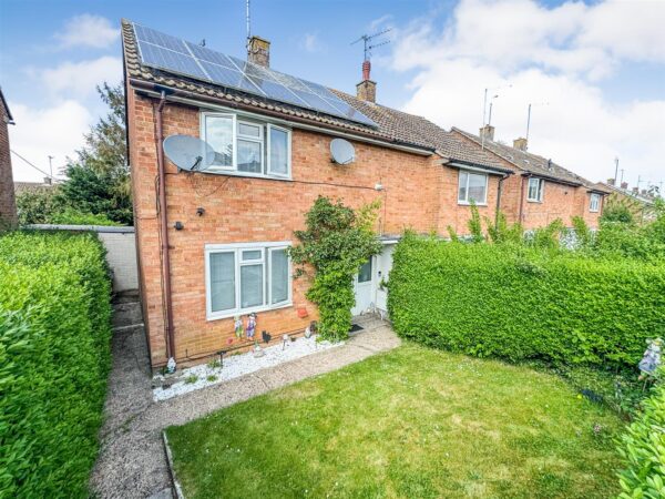 Blake Road, Corby