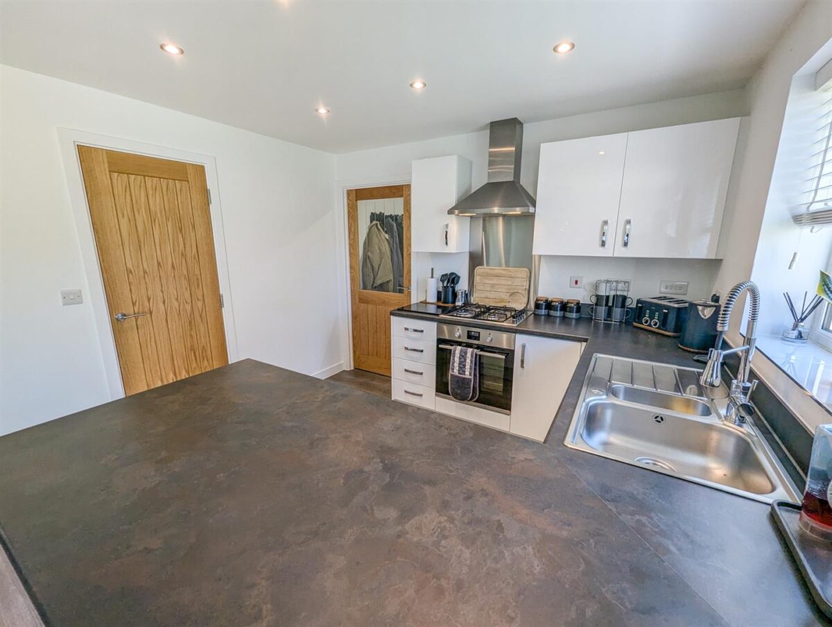 Kennard close, Corby