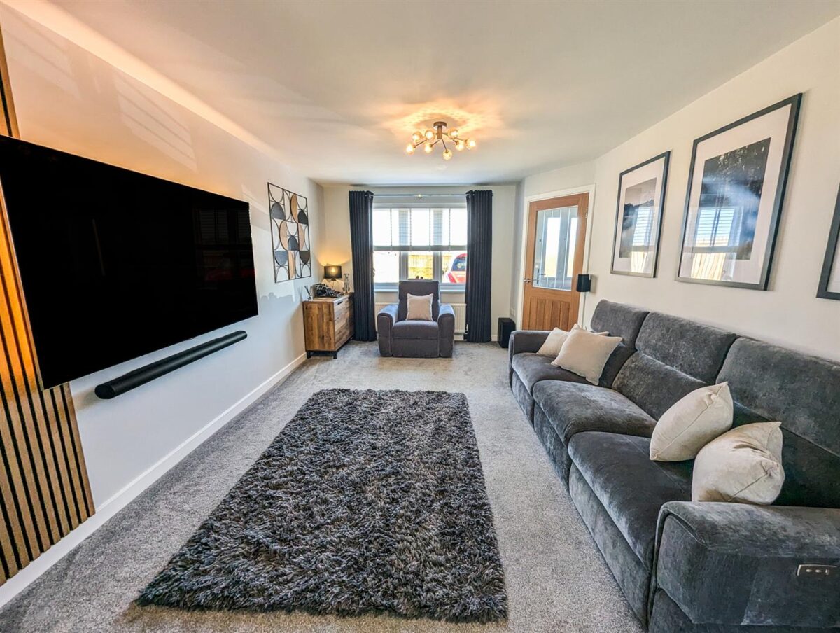 Kennard close, Corby