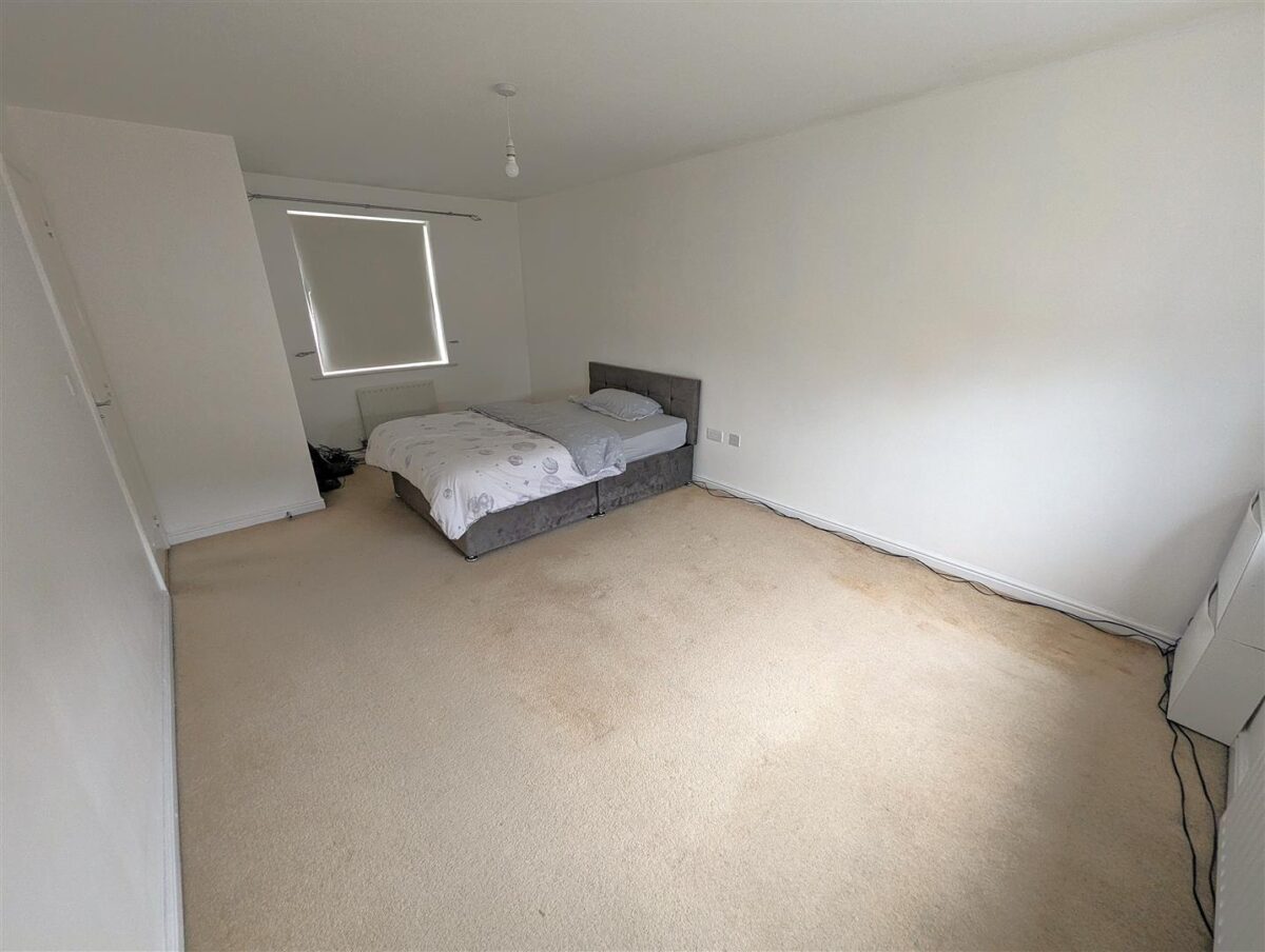 Wren Close, Corby