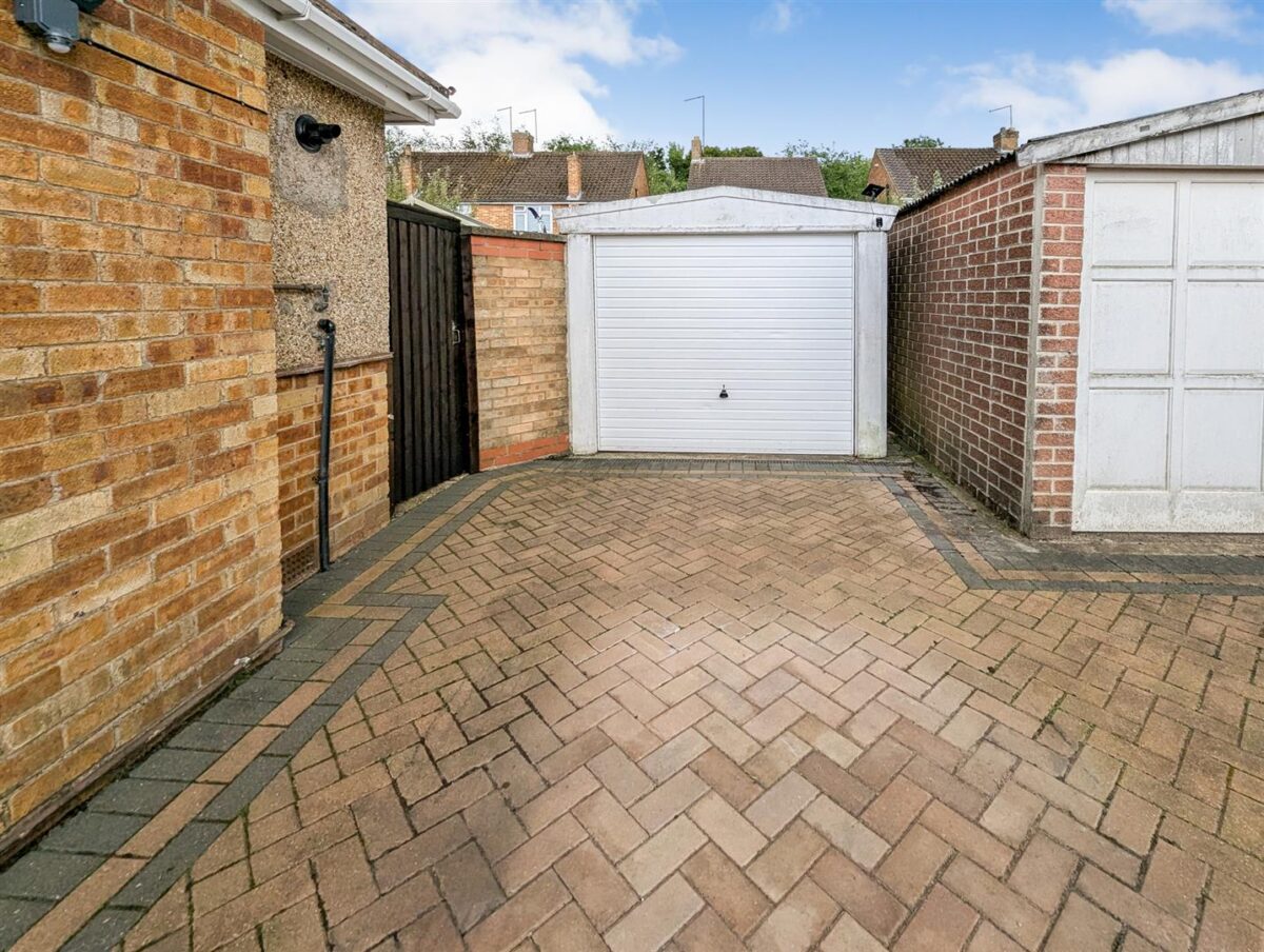 Cambridge avenue, Corby