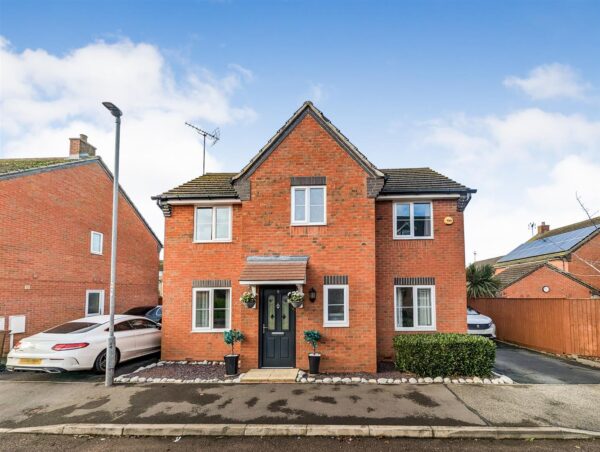 Jackdaw Road, Corby