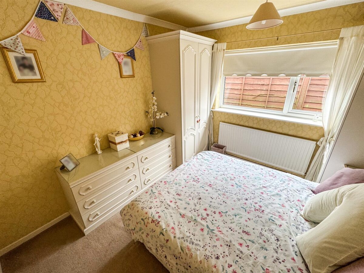 Denmark Close, Corby