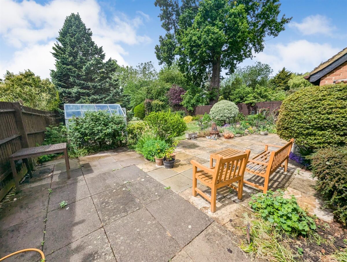 Briery Close, Great Oakley, Corby