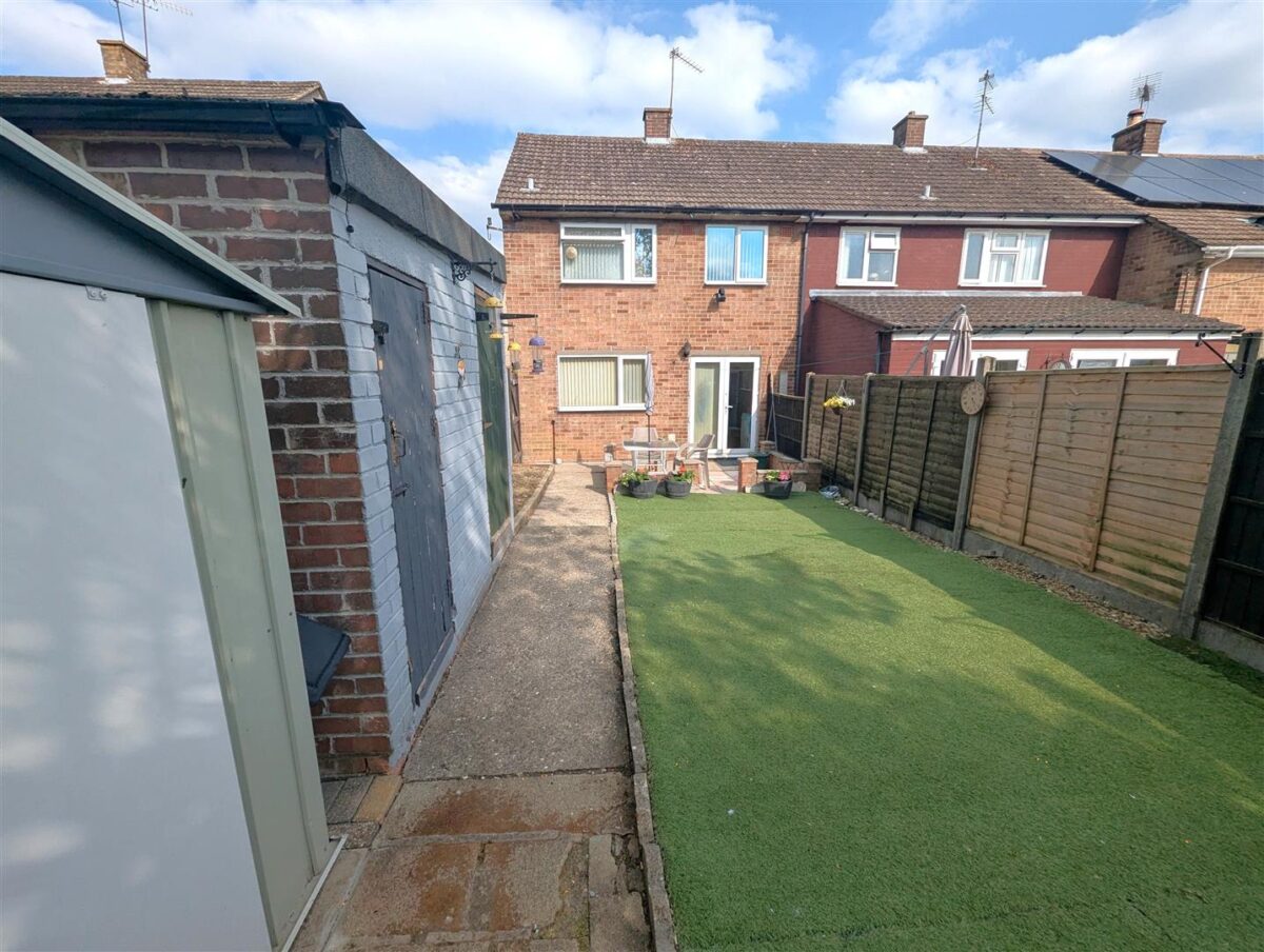 Lavery Court, Corby