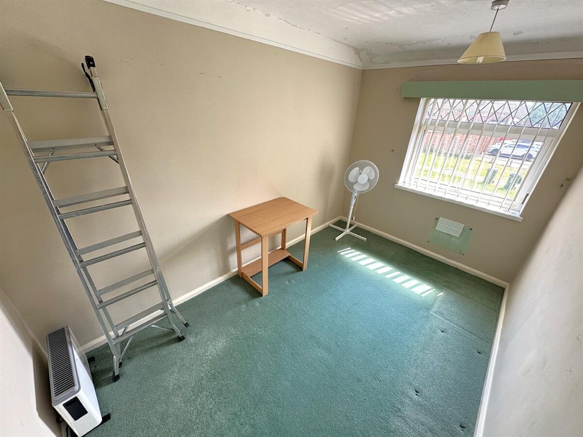 Caythorpe Square, Corby