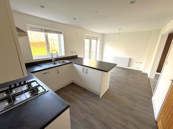 Kennard close, Corby
