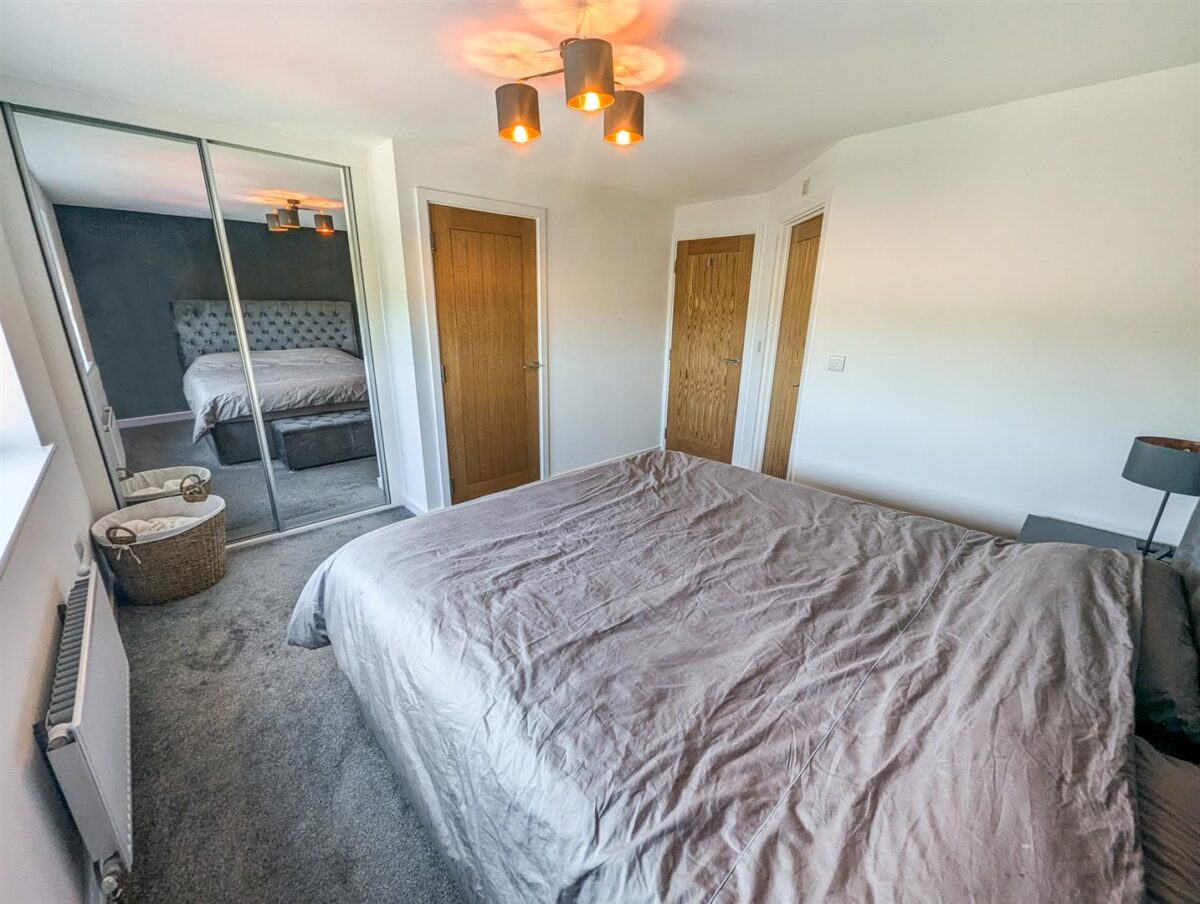Kennard close, Corby