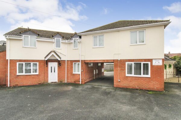 compass court, West Avenue, Burton Latimer, Kettering