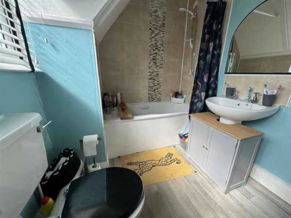 Stephenson Way, Corby