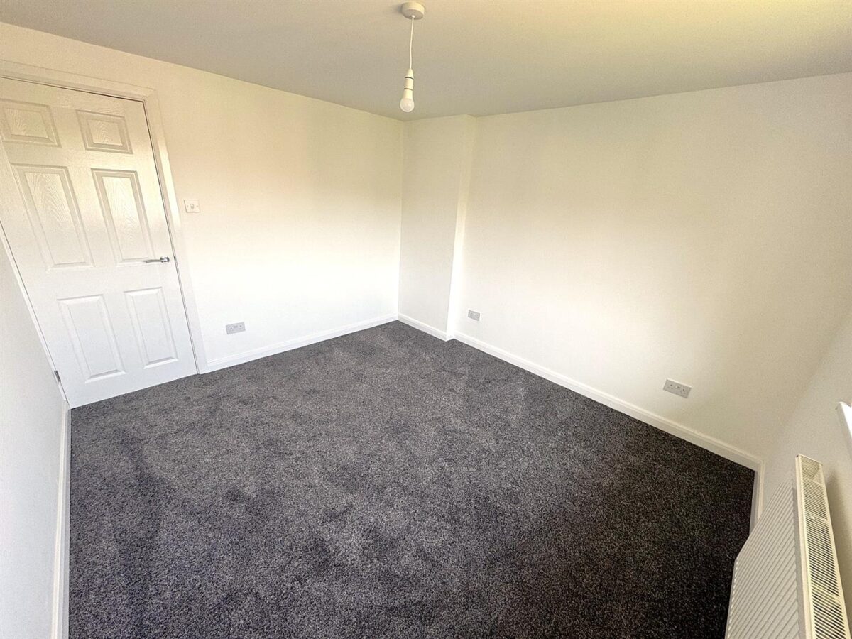 Clovelly Court, Corby