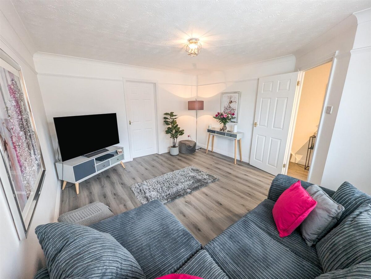 Little Meadow, Great Oakley, Corby