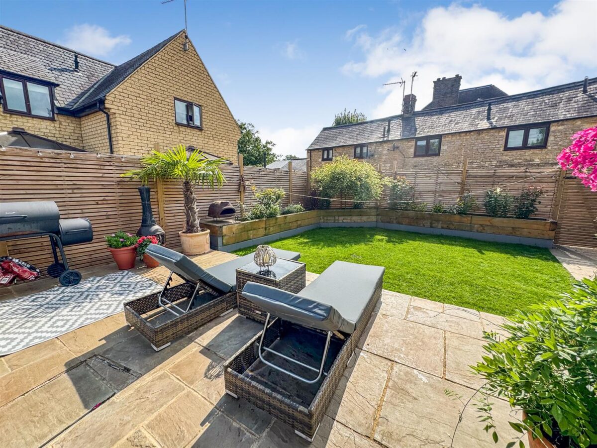 Chapel Road, Weldon, Corby