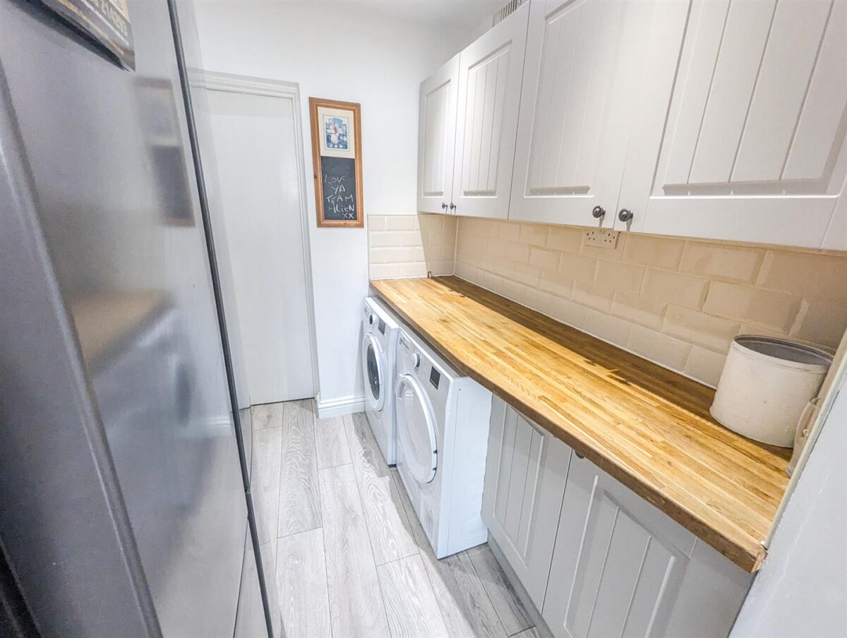 Chapel Road, Weldon, Corby