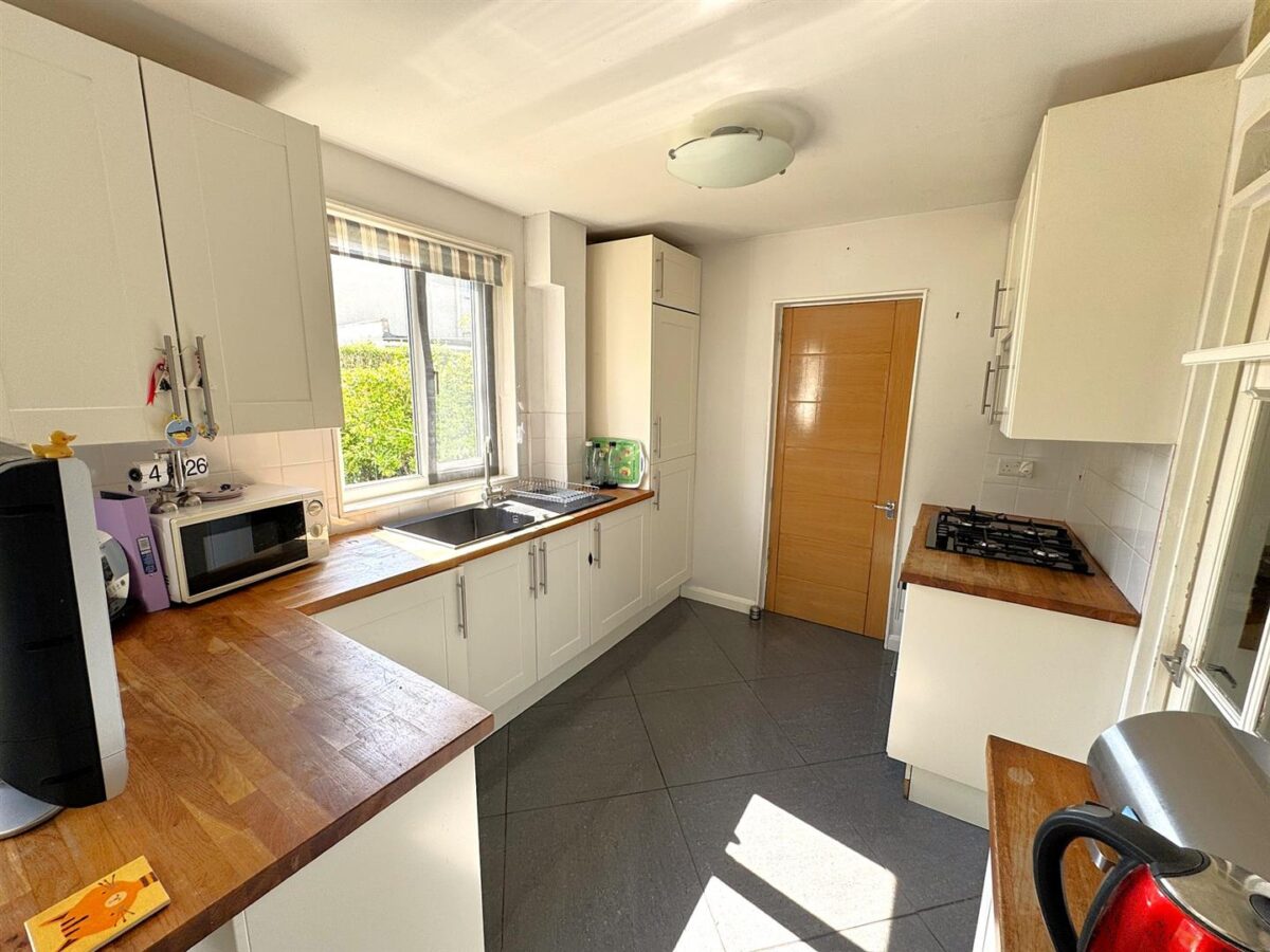 Brookes Grove, Corby