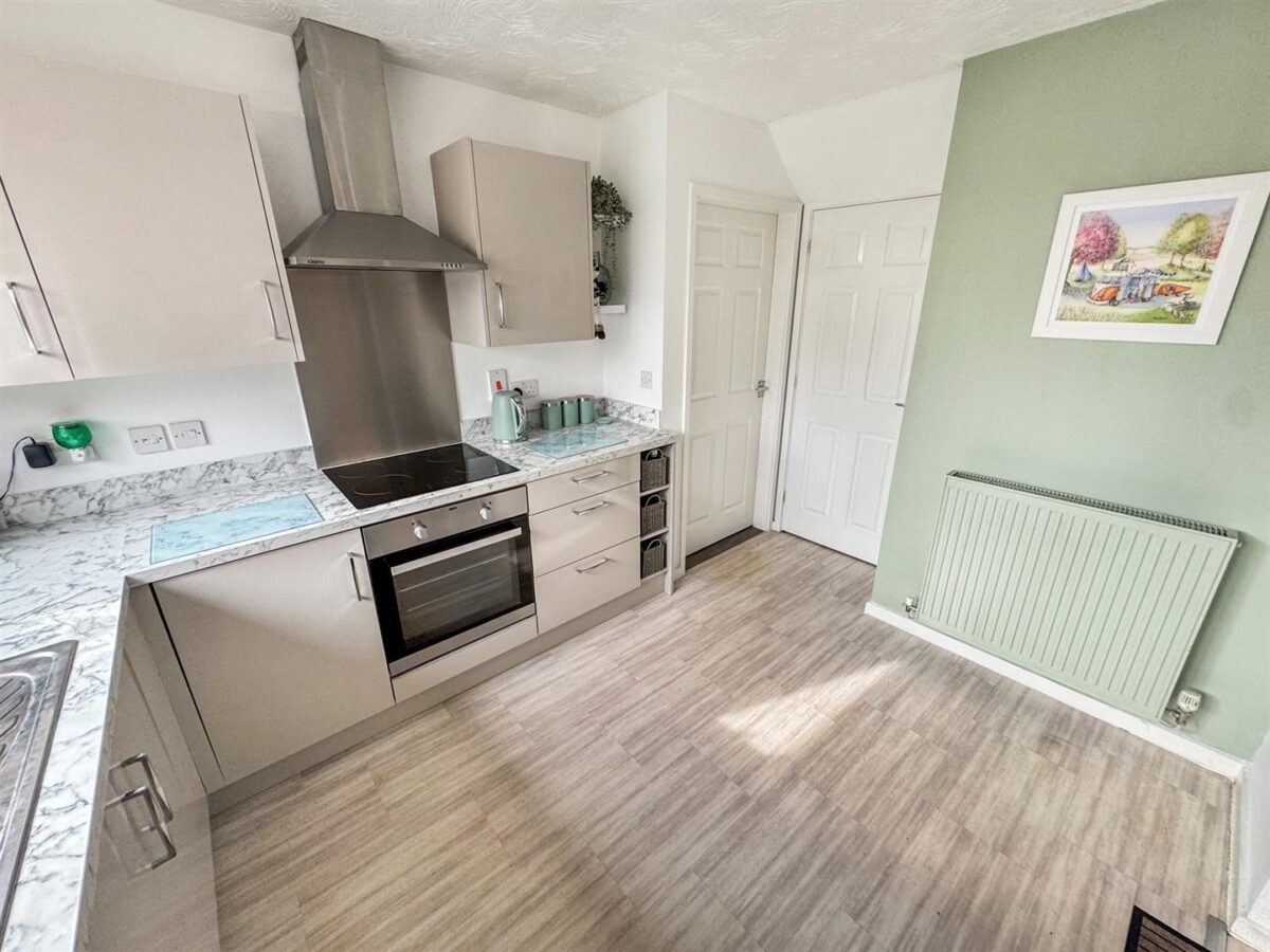Lowry Close, Corby