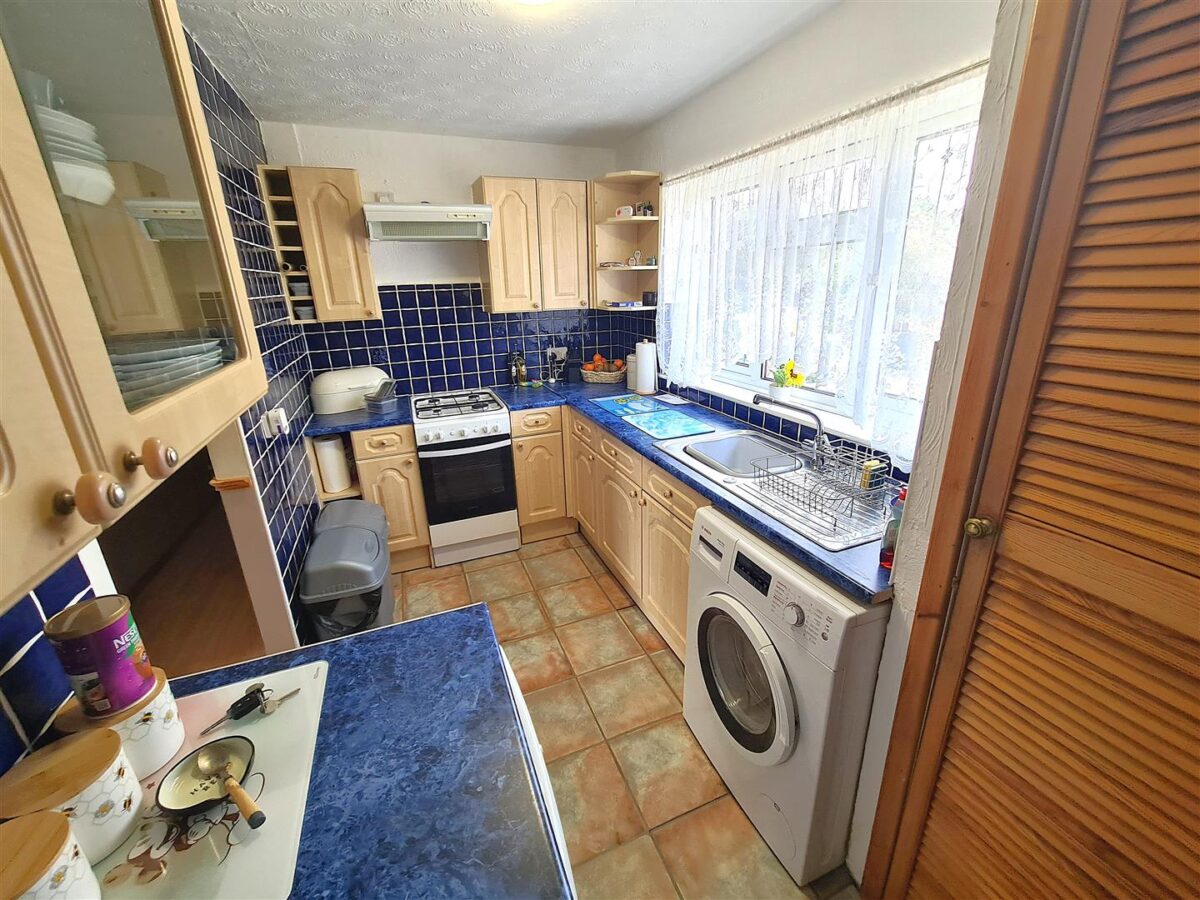Rose Avenue, Weldon, Corby