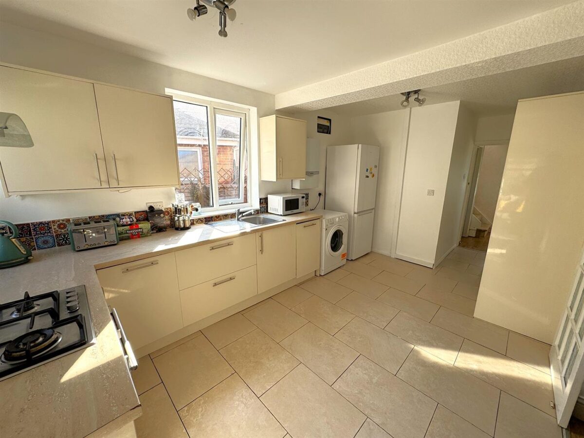 Chapman Grove, Corby