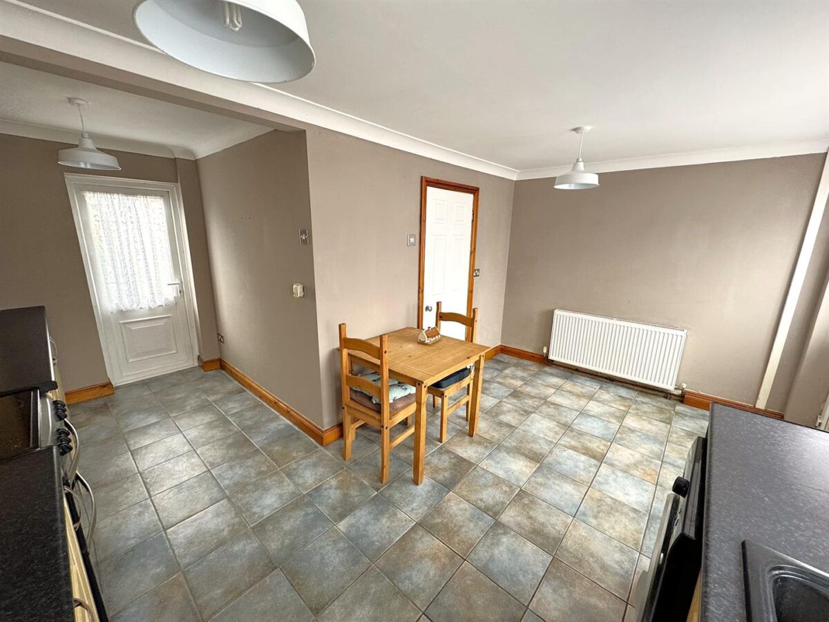 Brigg Court, Corby