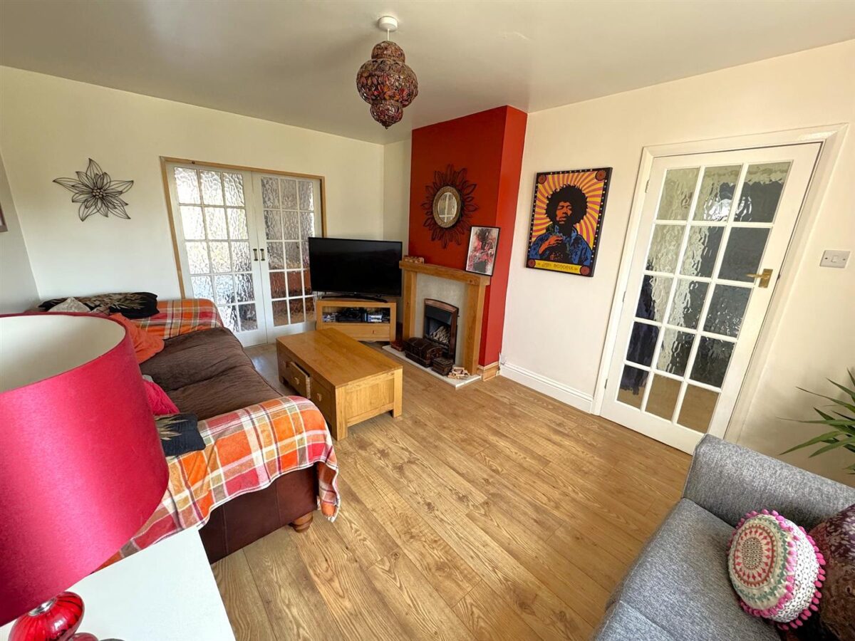 Chapman Grove, Corby