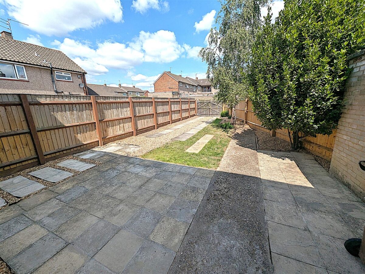 Worksop Gardens, Corby