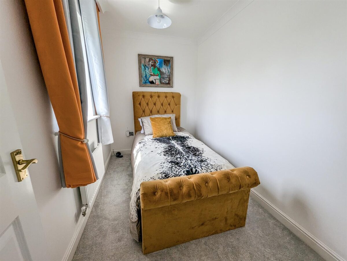 Rose Close, Corby