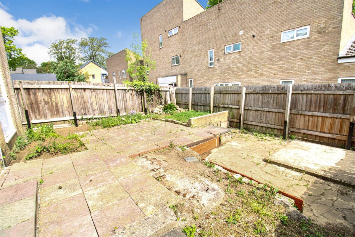 Dorking Walk, Corby