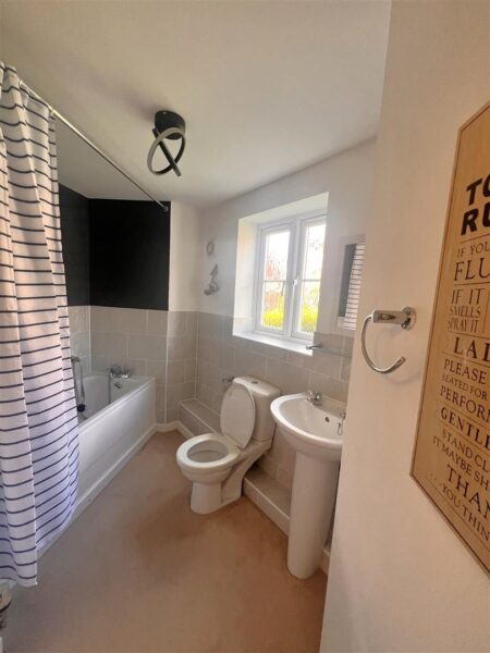 Babbage Crescent, Corby