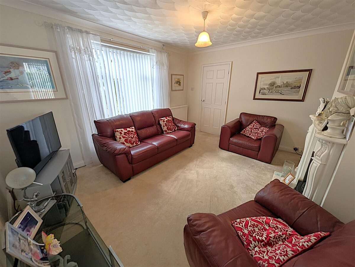 Welland Vale Road, Corby
